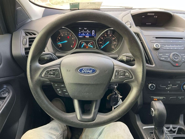 2017-ford-escape-image-16
