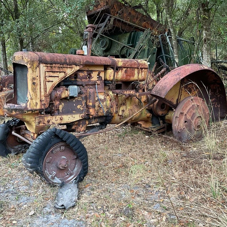 Minneapolis Moline Parts Tractor