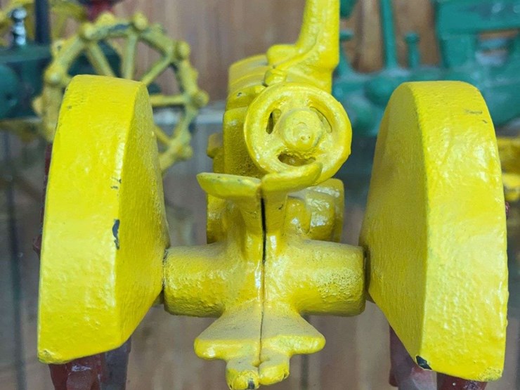 john-deere-16-image-9