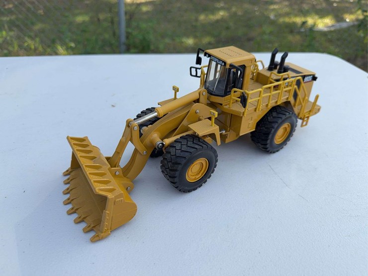 caterpillar-d11r-image-15