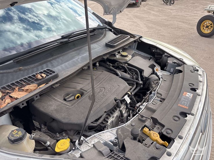 2017-ford-escape-image-8