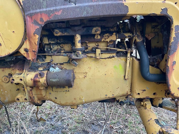 minneapolis-moline-big-mo-400m-army-tractor-image-25