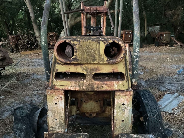 minneapolis-moline-forklift-image-8