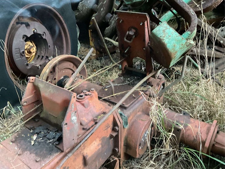 minneapolis-moline-pkg-57-parts-tractor-image-6