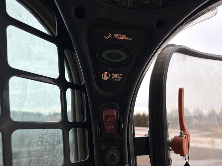 bobcat-t630-image-13