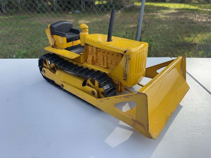 caterpillar-d6-image-11