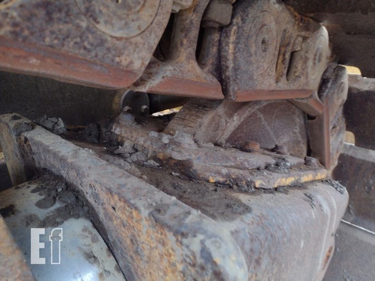 2006-caterpillar-d6n-xl-image-35