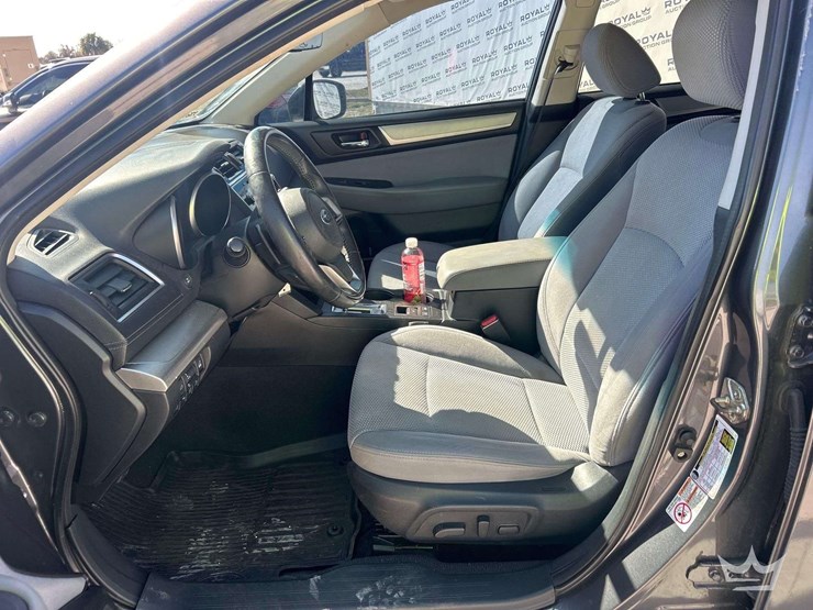 2018-subaru-outback-awd-suv-image-11