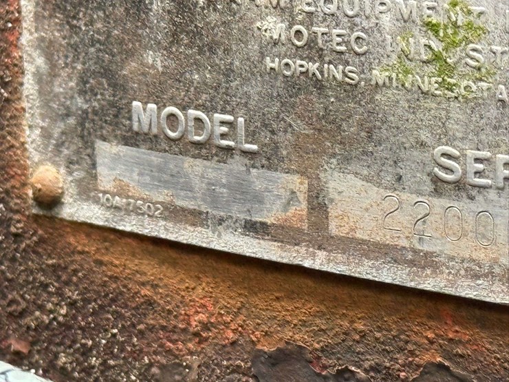 minneapolis-moline-jet-lp-orchard-image-16