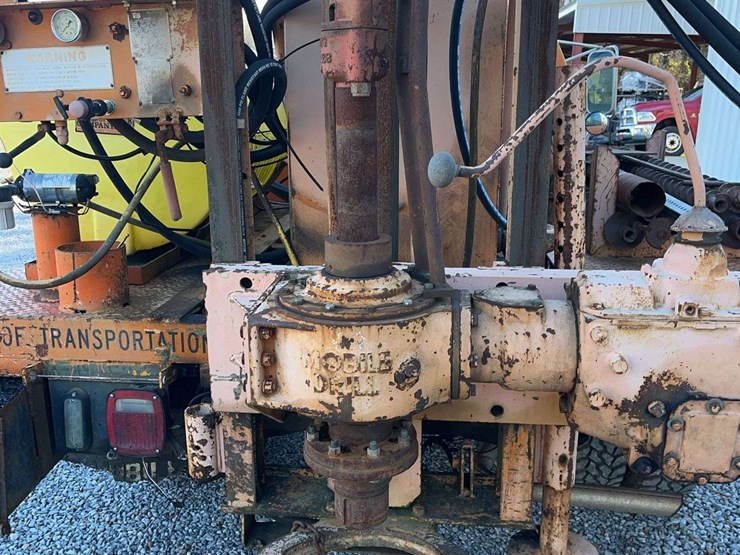 1993-gmc-3500-image-14