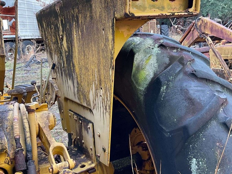 minneapolis-moline-g900-image-9