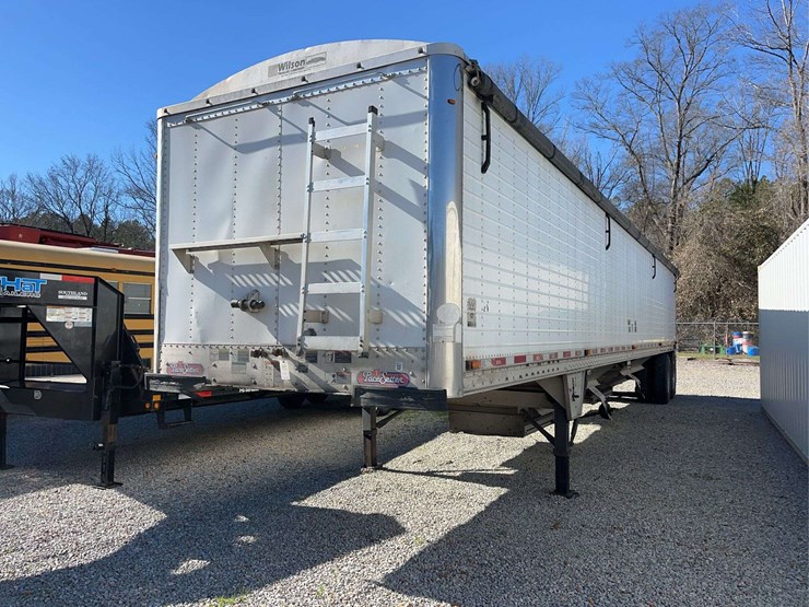 2010-wilson-hopper-bottom-image-1