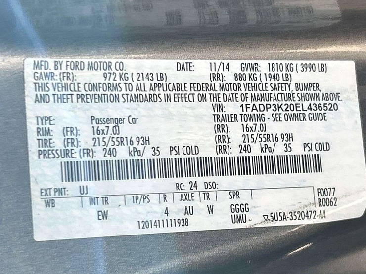 2014-ford-focus-hatchback-image-5