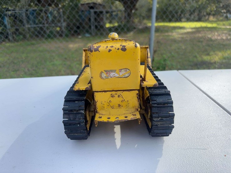 caterpillar-d6-image-21