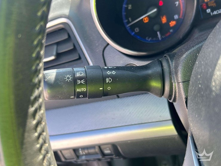 2018-subaru-outback-awd-suv-image-15