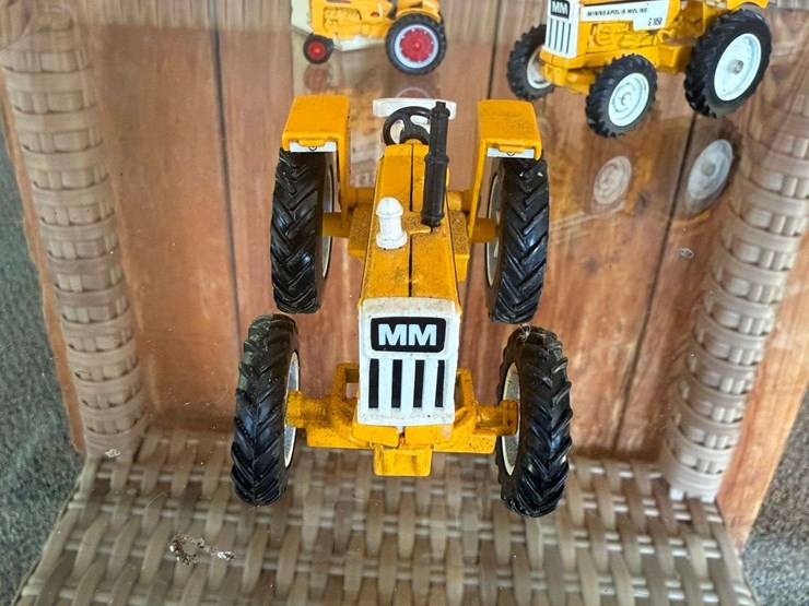 minneapolis-moline-5-star-image-4