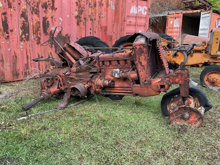 case-parts-tractor-image-2