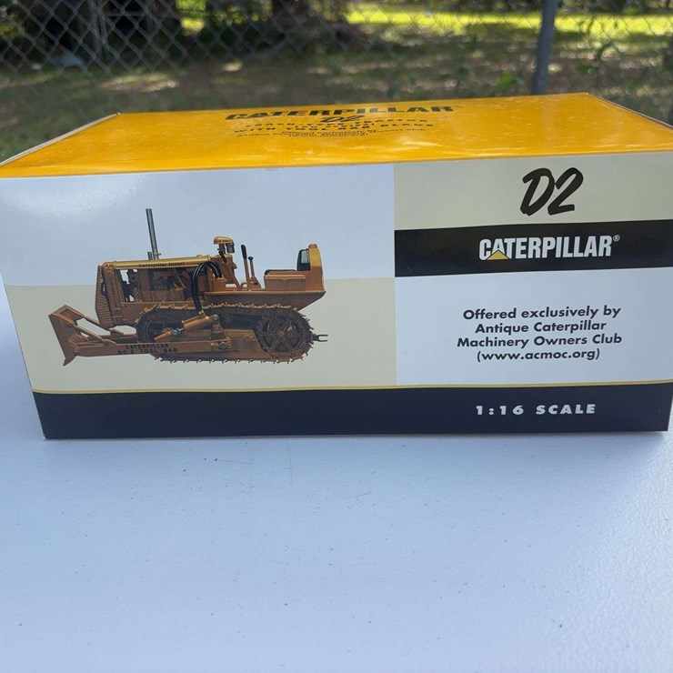 CATERPILLAR D2