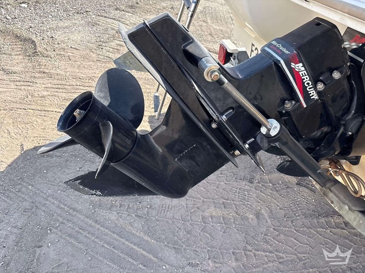 2001-ser-boat-&amp;-trailer-image-23