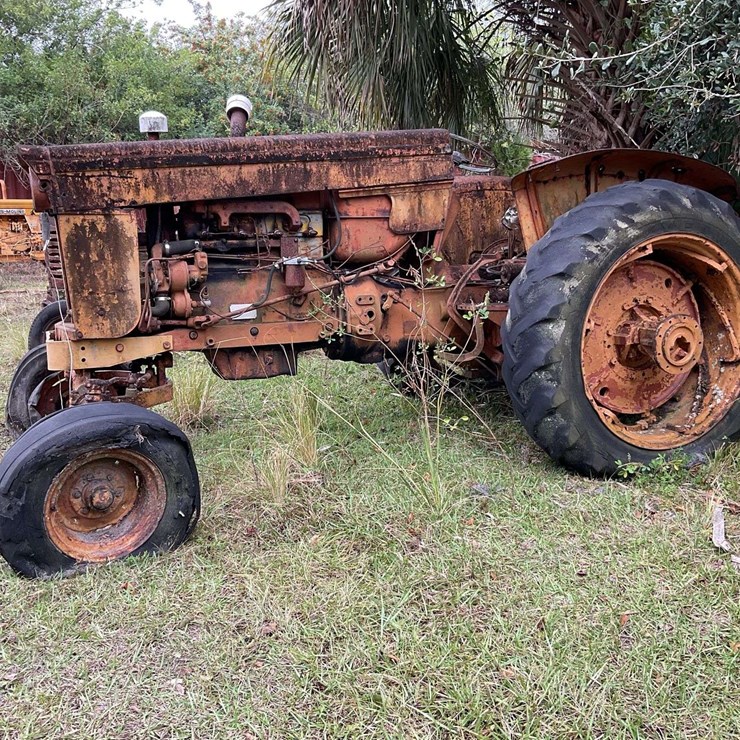 MINNEAPOLIS MOLINE M5