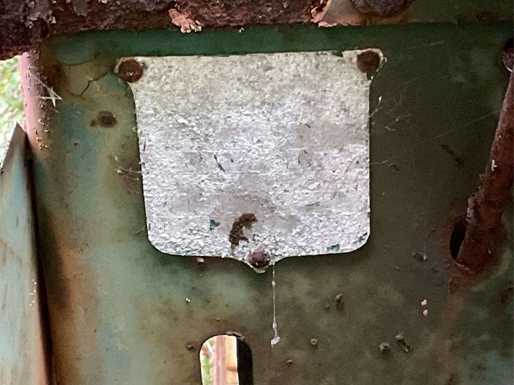 oliver-orchard-project-tractor-image-6