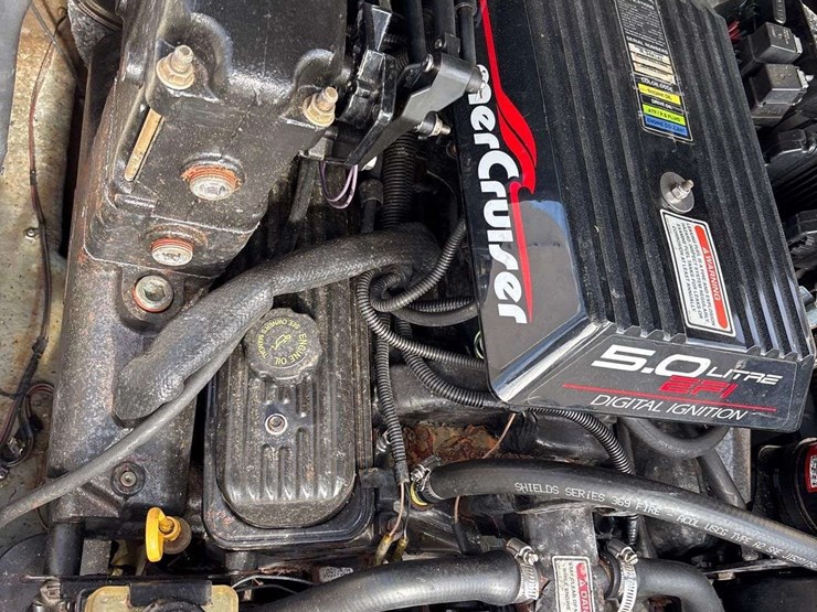 2015-shoe1999-ser-image-28