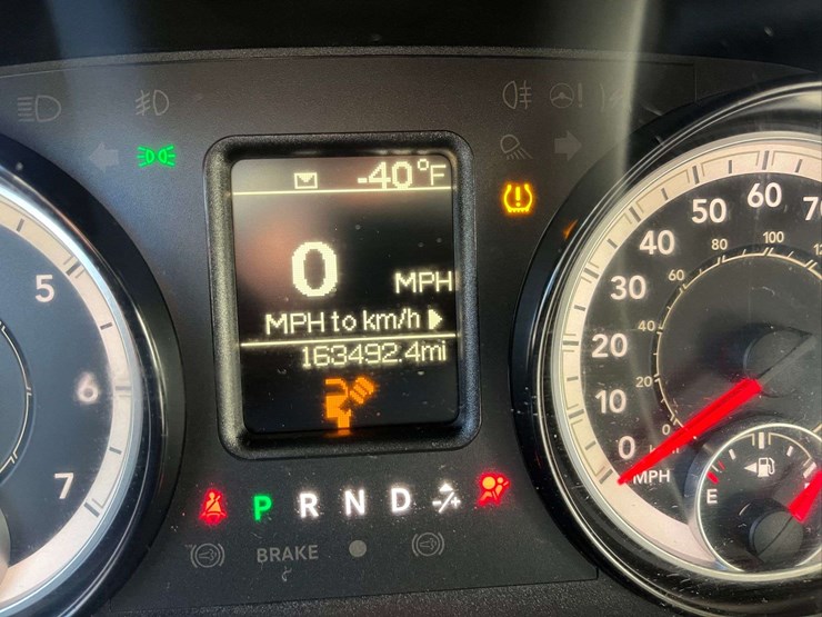 2017-dodge-1500-image-16