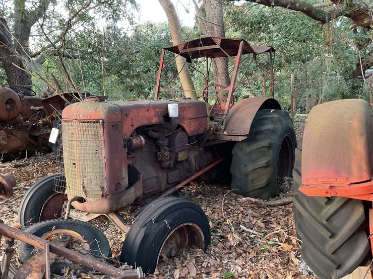 case-parts-tractor-image-1