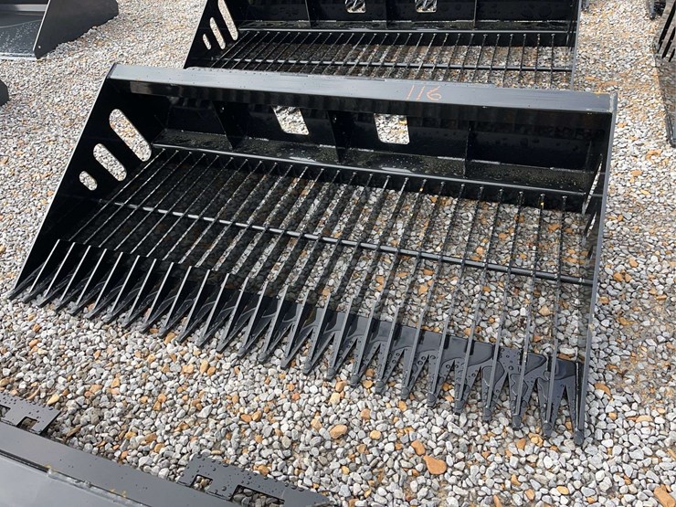 sliding-loader-sieve-shovel-image-1