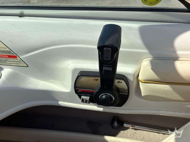 2001-ser-boat-&amp;-trailer-image-21