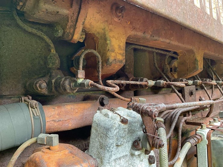 minneapolis-moline-g707-image-25