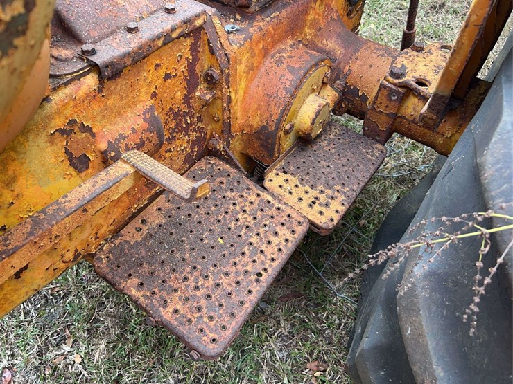 minneapolis-moline-445-image-59