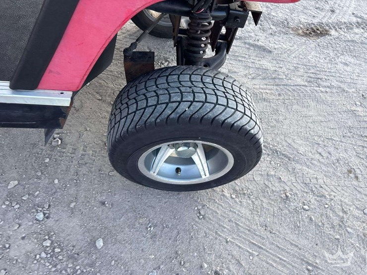 yamaha-4-seat-gas-cart-image-13