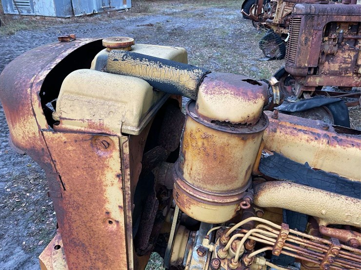 oliver-industrial-tractor-image-18