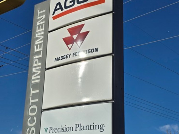 #36-•-agco-scott-implement-dealer-sign-image-1