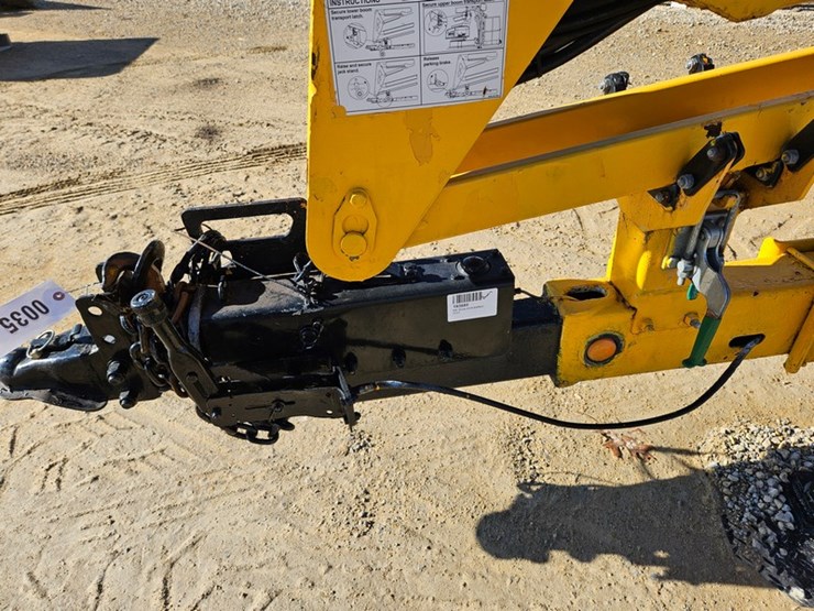 #35-•-2012-houlotte-5533a-towable-basket-lift-image-10