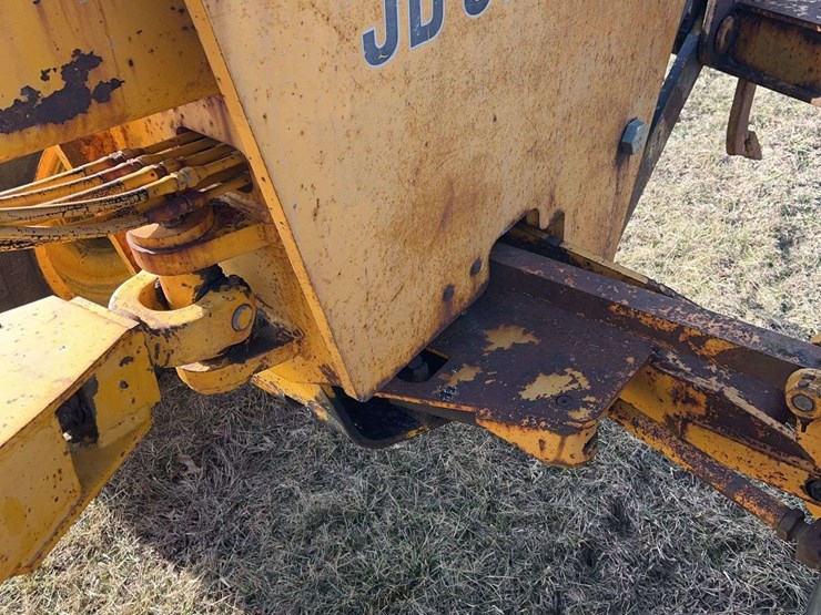 john-deere-570-image-7