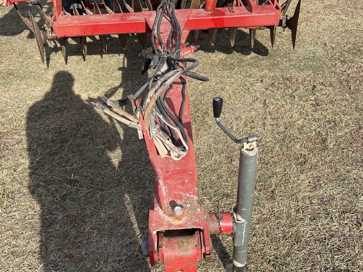 case-ih-3950-image-2