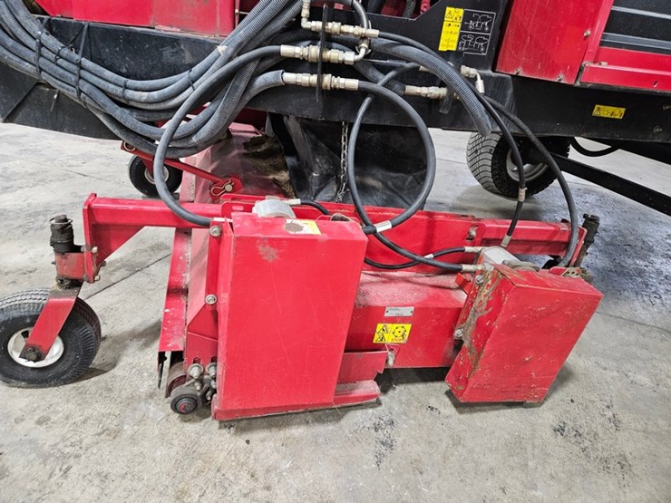 #167-•-toro-versa-vac-towable-vac-image-26