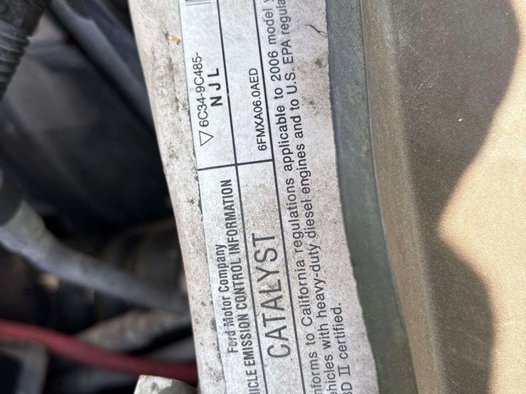 2006-ford-f350-image-15