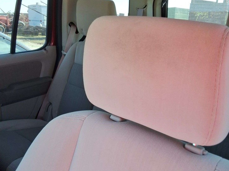 2006-ford-explorer-image-15