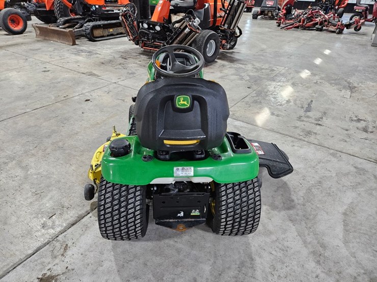 2014-john-deere-x320-image-4