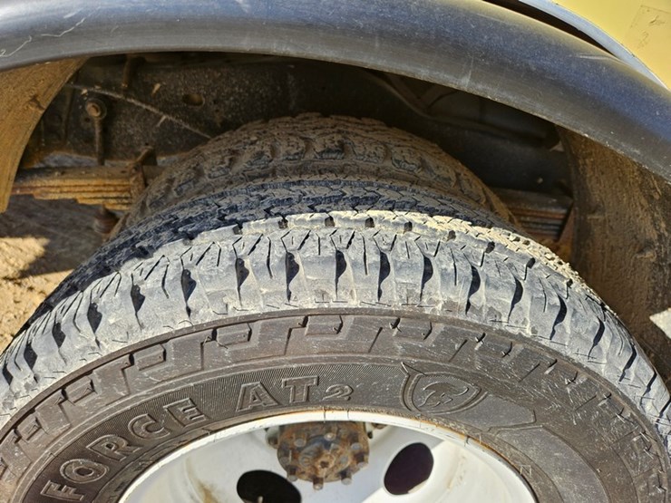 2019-ford-e450-image-14