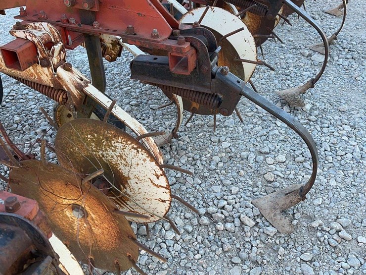 international-133-image-5