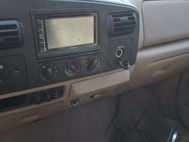 2006-ford-f250-image-18