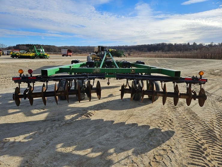 john-deere-510-image-4