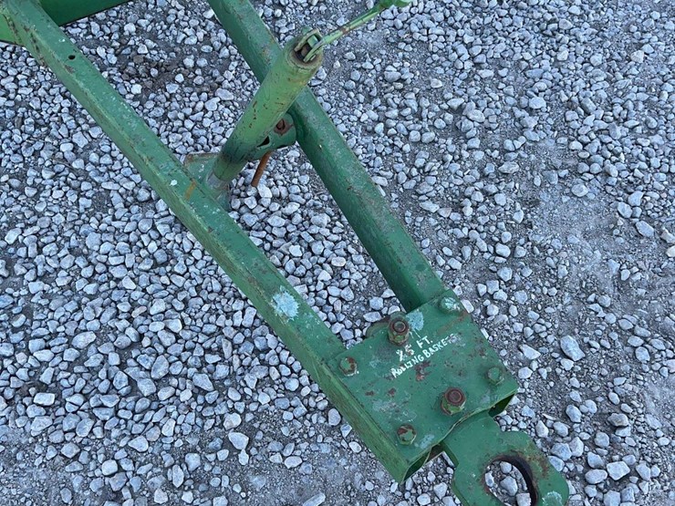 john-deere-230-image-15