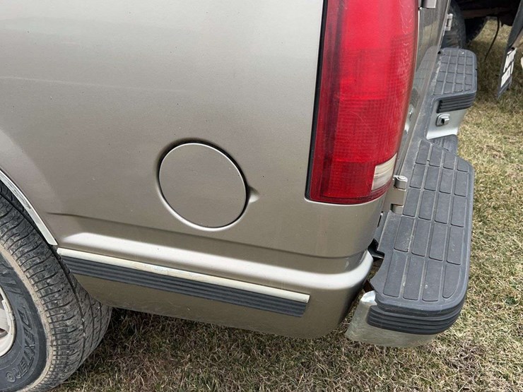 1999-chevrolet-tahoe-image-8