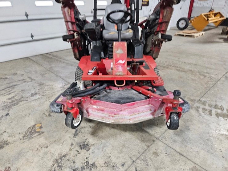 #110-•-2011-toro-groundsmaster-wide-area-mower-image-13