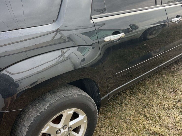 2015-gmc-acadia-image-8